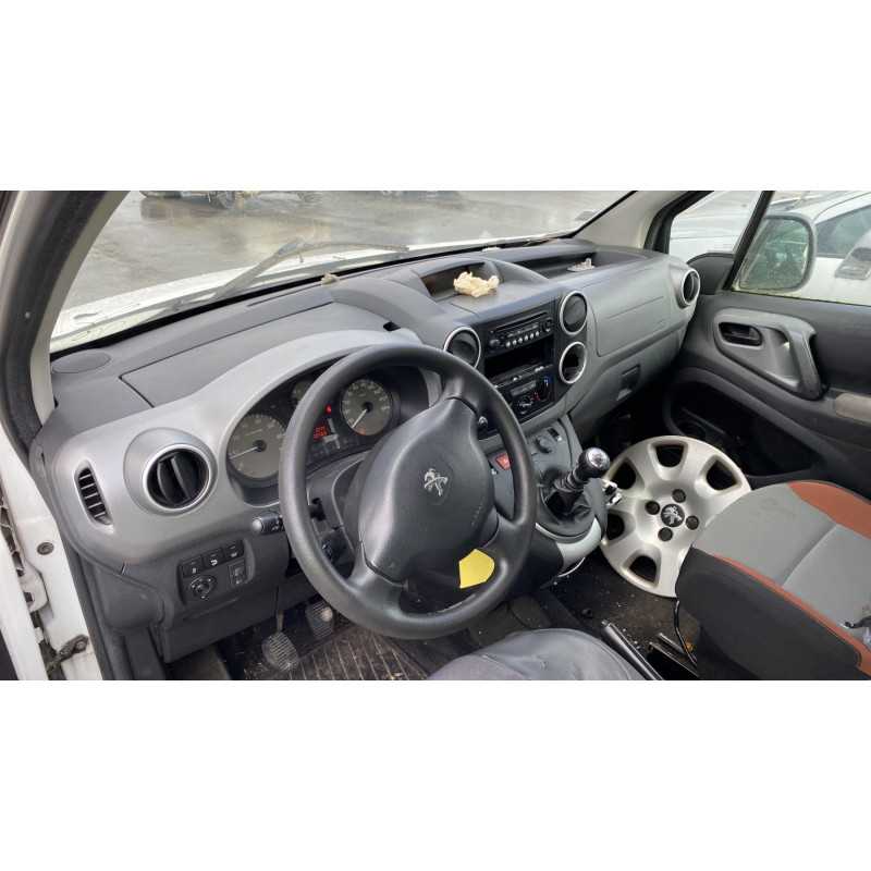 Leve vitre electrique avant gauche PEUGEOT PARTNER 2 Photo n°18