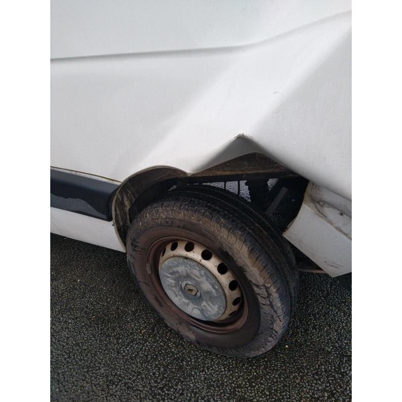 Vitre avant gauche RENAULT MASTER 3 Photo n°16