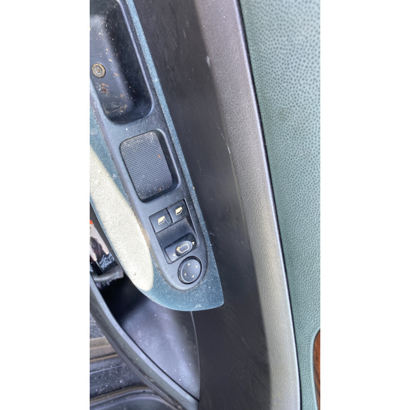 Custode avant droit (porte) PEUGEOT 307 Photo n°14