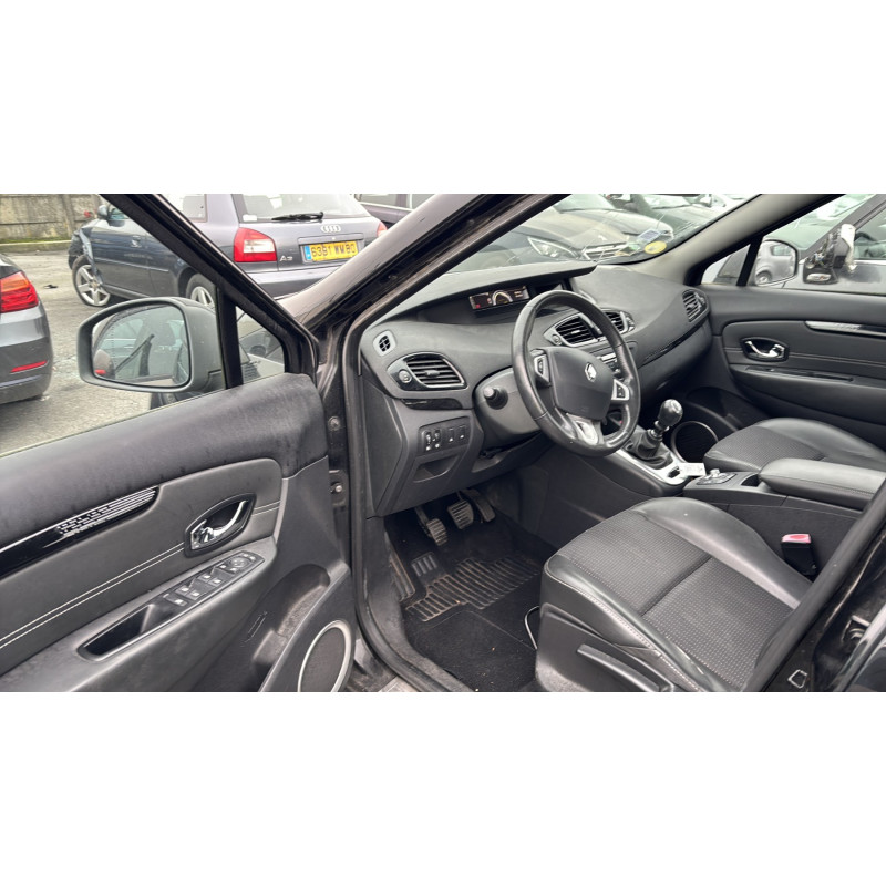 Feu arriere secondaire gauche (feux) RENAULT SCENIC 3 Photo n°11