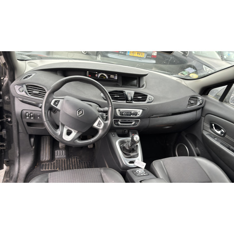 Feu arriere secondaire gauche (feux) RENAULT SCENIC 3 Photo n°14