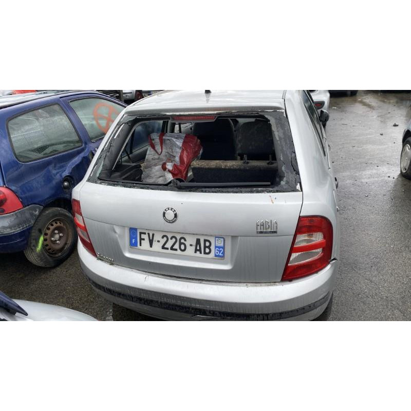 Feu arriere principal gauche (feux) SKODA FABIA 1 Photo n°11