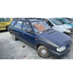 Feu arriere principal gauche (feux) SKODA FELICIA