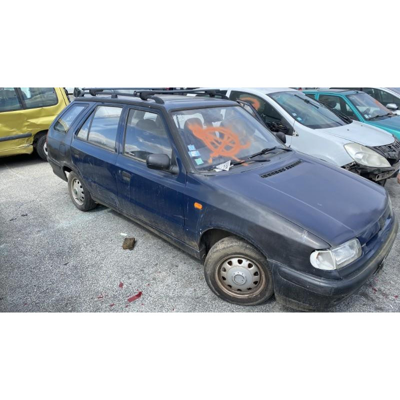Feu arriere principal gauche (feux) SKODA FELICIA Photo n°13
