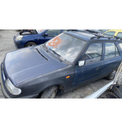 Feu arriere principal gauche (feux) SKODA FELICIA