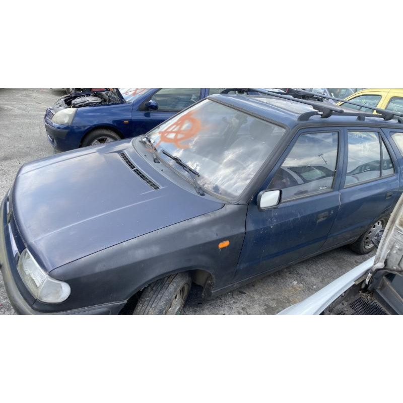 Feu arriere principal gauche (feux) SKODA FELICIA Photo n°14