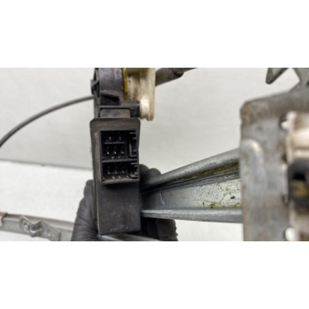 Leve vitre electrique avant droit SKODA FABIA 1 Photo n°1
