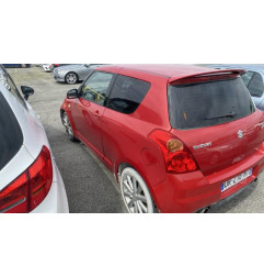 Custode arriere droit SUZUKI SWIFT 3
