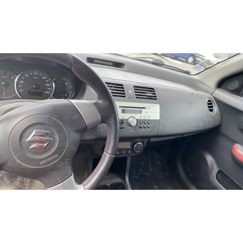Custode arriere droit SUZUKI SWIFT 3 Photo n°20