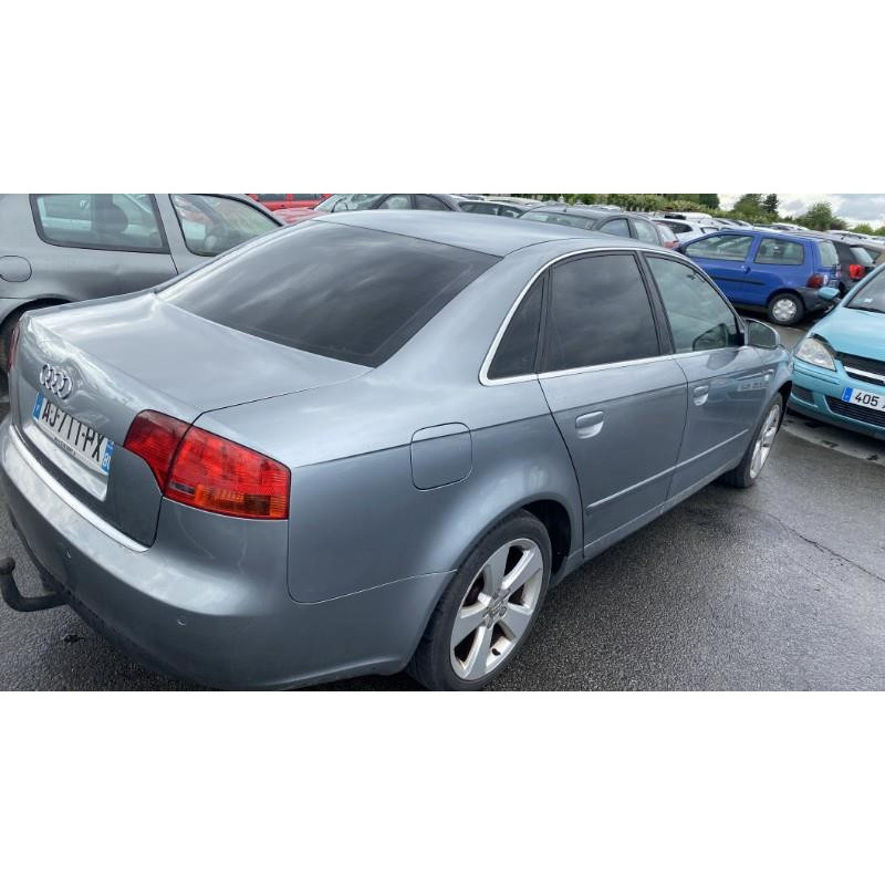 Feu arriere secondaire droit (feux) AUDI A4 2 Photo n°6