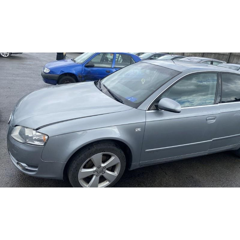 Feu arriere secondaire droit (feux) AUDI A4 2 Photo n°13