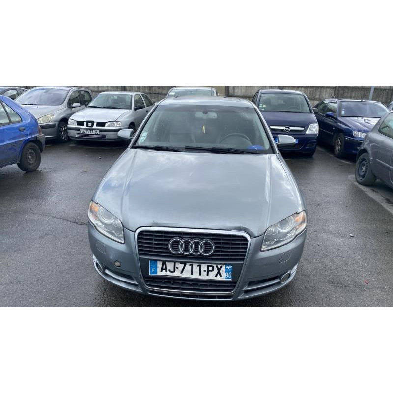 Feu arriere secondaire droit (feux) AUDI A4 2 Photo n°19