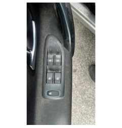 Feu arriere secondaire gauche (feux) RENAULT LAGUNA 2