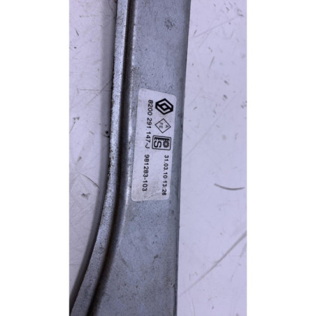 Leve vitre electrique avant droit RENAULT CLIO 3 Photo n°1