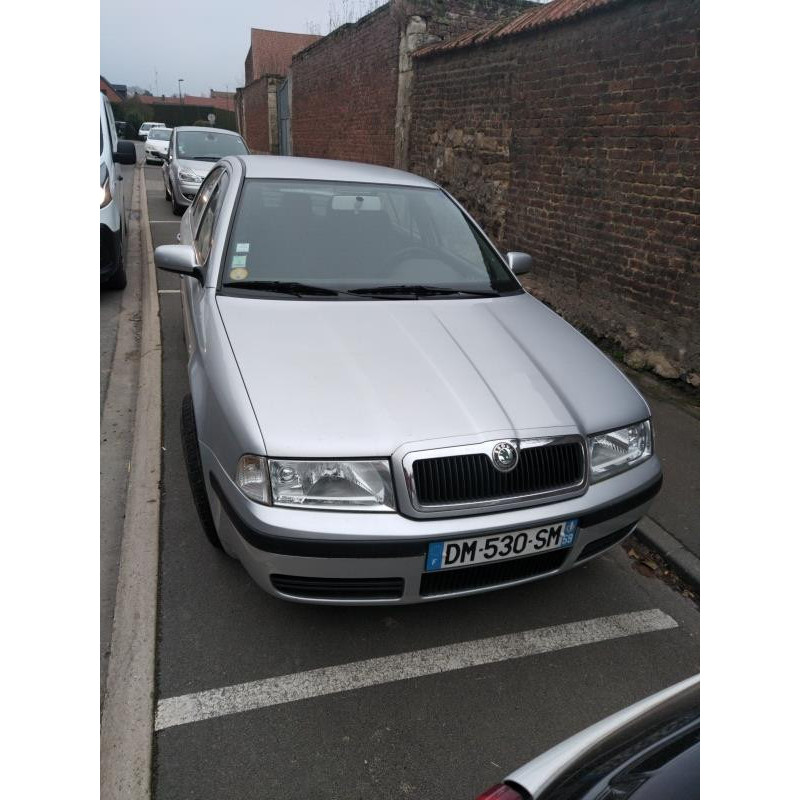 Feu arriere principal gauche (feux) SKODA OCTAVIA 1 Photo n°11