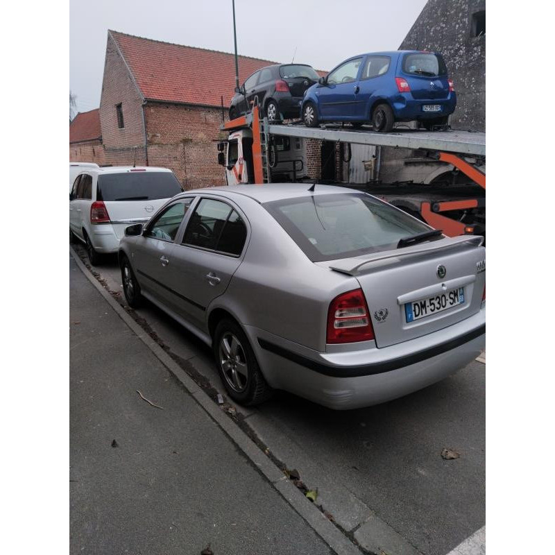 Feu arriere principal gauche (feux) SKODA OCTAVIA 1 Photo n°13