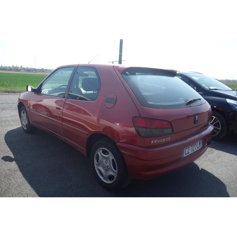 Feu arriere principal droit (feux) PEUGEOT 306 Photo n°9