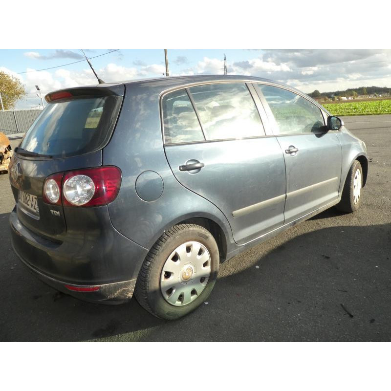 Feu arriere secondaire droit (feux) VOLKSWAGEN GOLF PLUS Photo n°12