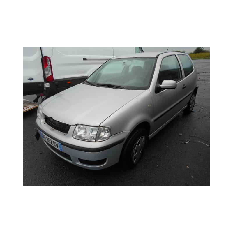 Feu arriere principal droit (feux) VOLKSWAGEN POLO 3 Photo n°9