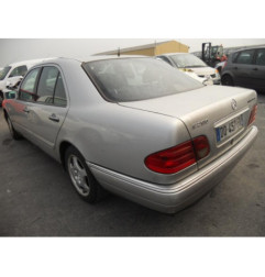 Feu arriere secondaire droit (feux) MERCEDES CLASSE E 210