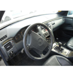 Feu arriere secondaire droit (feux) MERCEDES CLASSE E 210