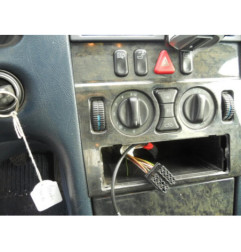 Feu arriere secondaire droit (feux) MERCEDES CLASSE E 210