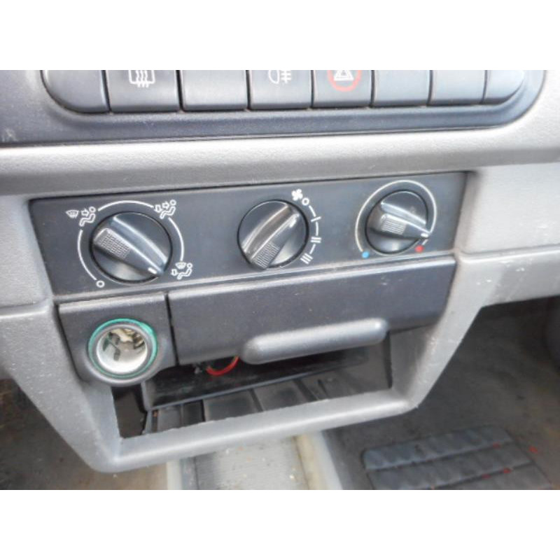 Feu arriere principal gauche (feux) SKODA FELICIA Photo n°9