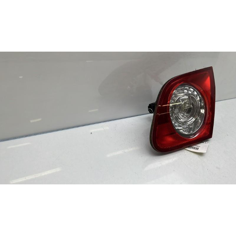 Feu arriere secondaire droit (feux) VOLKSWAGEN PASSAT 5 Photo n°4