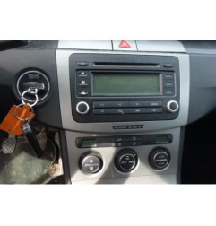 Feu arriere secondaire droit (feux) VOLKSWAGEN PASSAT 5