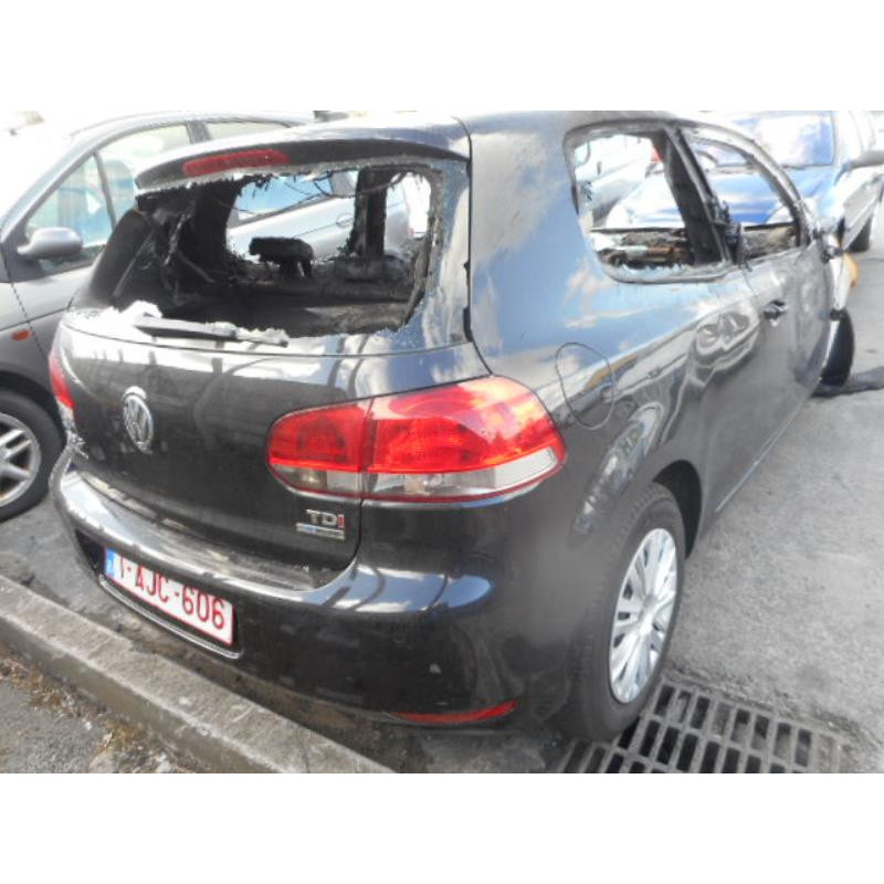 Feu arriere secondaire gauche (feux) VOLKSWAGEN GOLF 6 Photo n°5