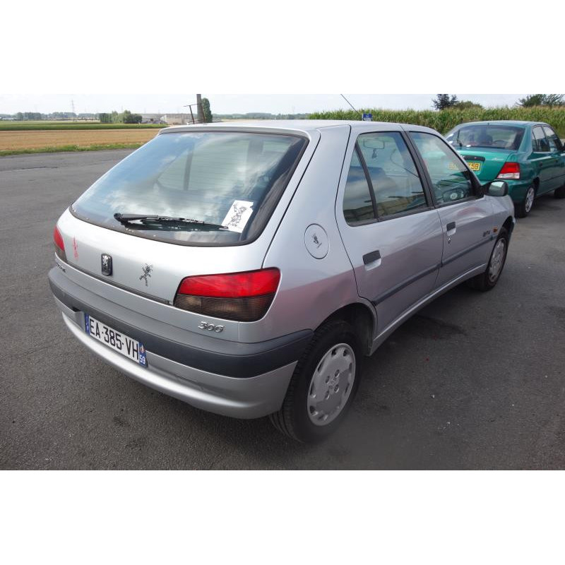 Feu arriere principal droit (feux) PEUGEOT 306 Photo n°8