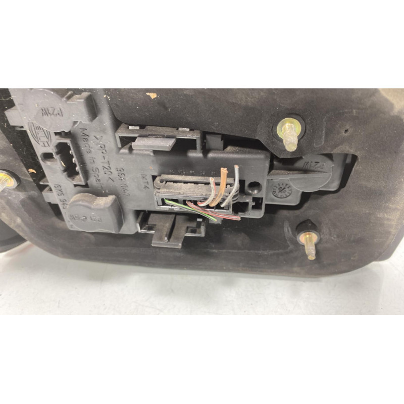 Feu arriere principal droit (feux) SEAT IBIZA 2 Photo n°3