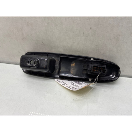 Interrupteur de leve vitre avant droit PEUGEOT 406