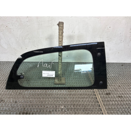 Vitre arriere droit SMART FORFOUR 2 Photo n°1