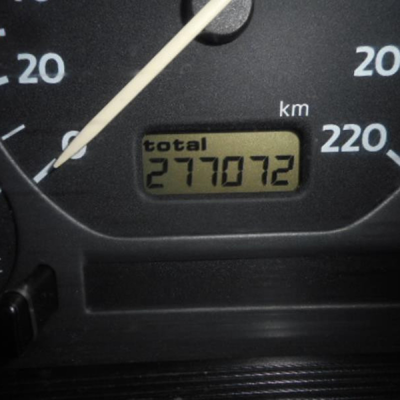 Serrure de coffre VOLKSWAGEN GOLF 3 Photo n°9