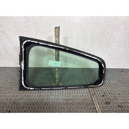 Custode arriere droit RENAULT CLIO 3