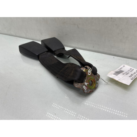 Attache ceinture arriere gauche MERCEDES 200 W123