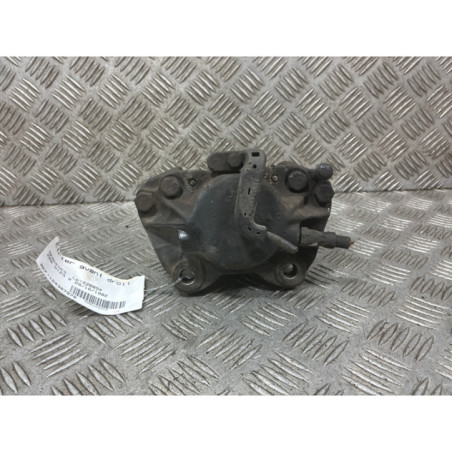 Etrier avant droit (freinage) MERCEDES 200 W123