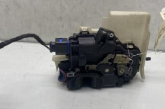 Serrure avant droit VOLKSWAGEN POLO 4