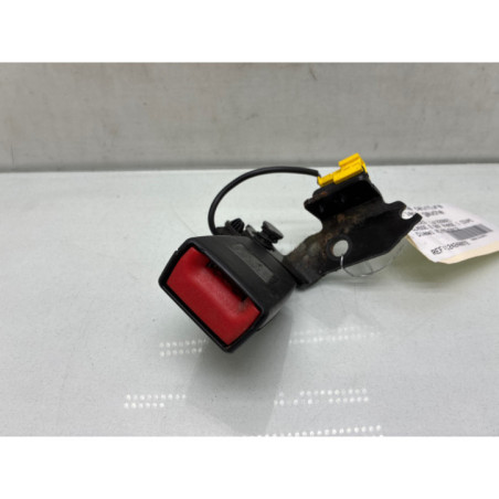 Attache ceinture arriere gauche MERCEDES CLASSE E 207