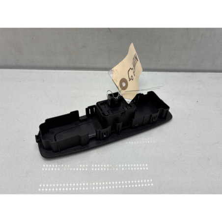 Interrupteur de leve vitre arriere droit RENAULT GRAND SCENIC 4