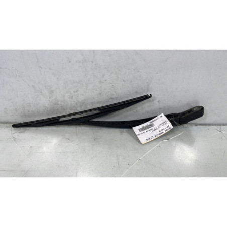 Bras essuie glace arriere DACIA SANDERO 1