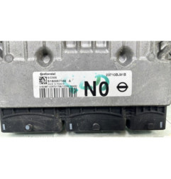 Calculateur moteur NISSAN JUKE 1