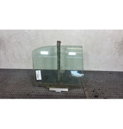 Vitre arriere droit MERCEDES CLASSE C 202 Photo n°1