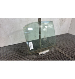 Vitre arriere droit MERCEDES CLASSE C 202