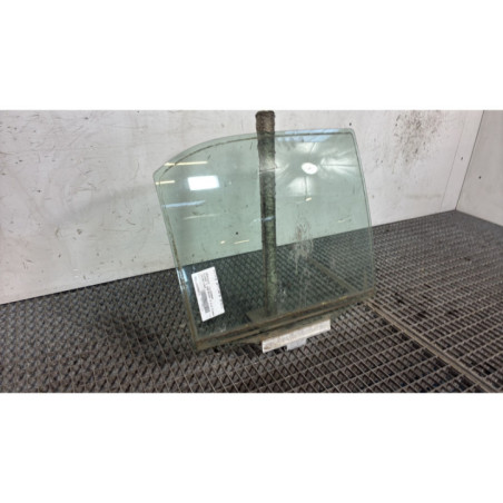 Vitre arriere droit MERCEDES CLASSE C 202