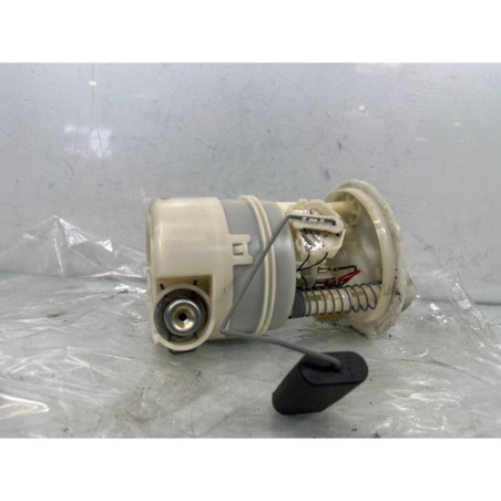 Pompe à carburant RENAULT CLIO 2