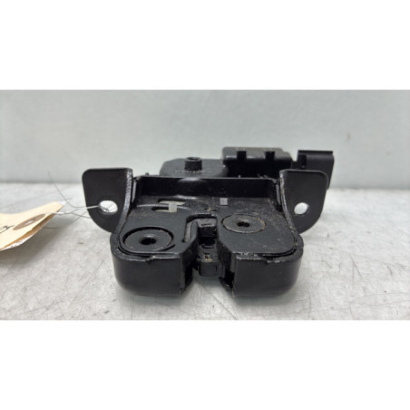Serrure de coffre RENAULT CAPTUR 1