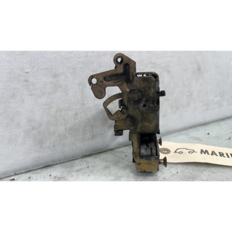 Serrure arriere droit PEUGEOT 405 Photo n°1