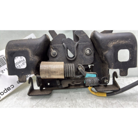 Fermeture de capot RENAULT CAPTUR 1
